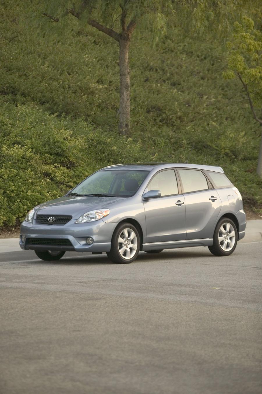  Toyota Matrix 2003 года  (фото 61 из 102)